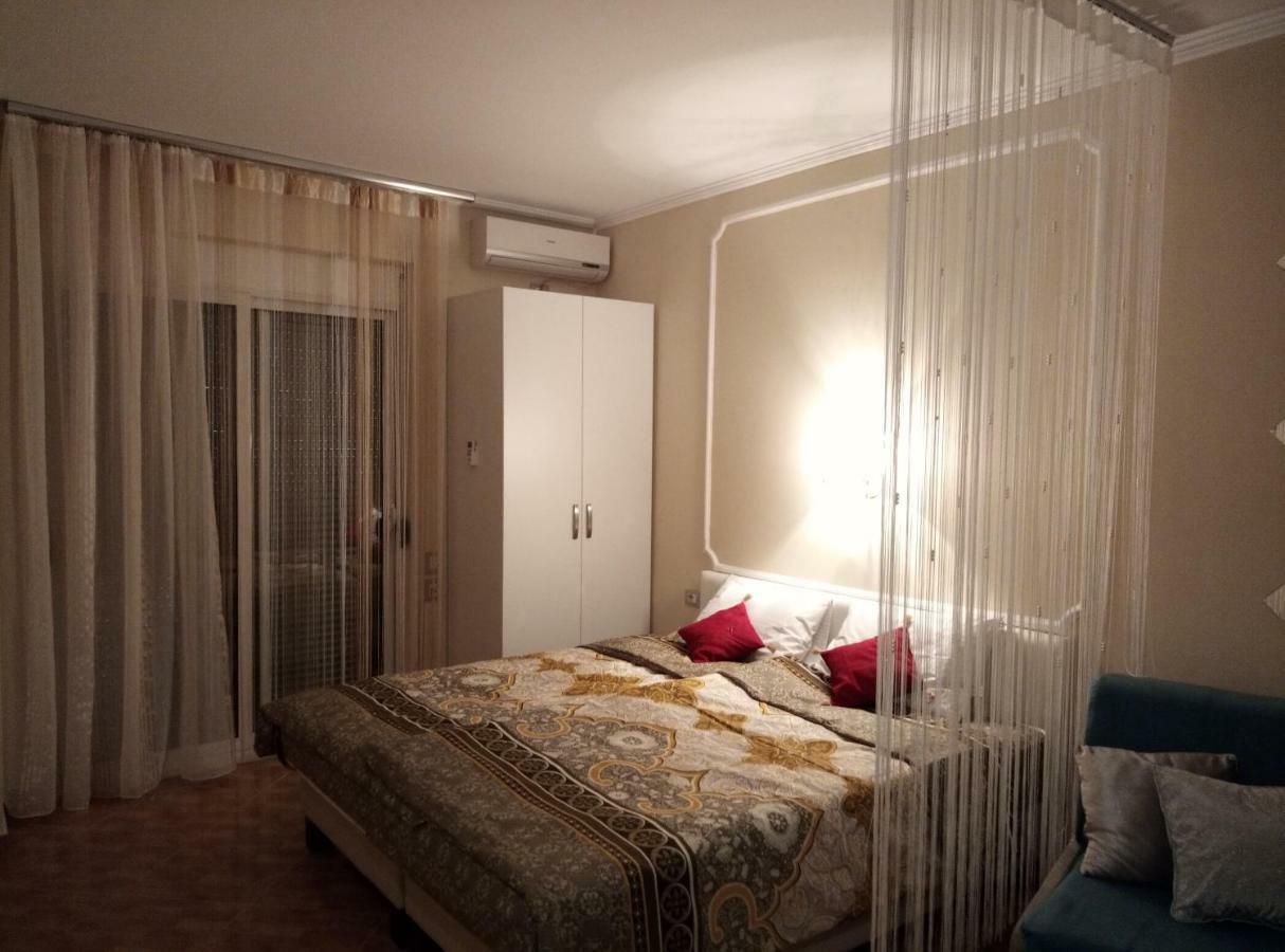 Elen Apartment - Adults Only 奥里库姆 外观 照片